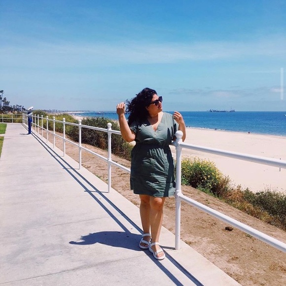 Meet your Posher, Michelle - Picture 2 of 2